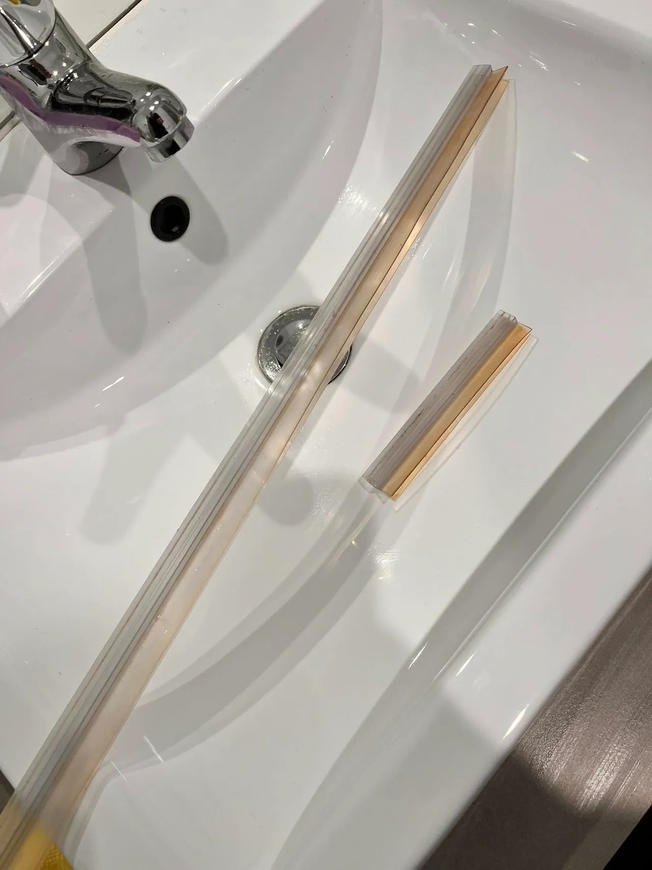 Shower door after cleaning